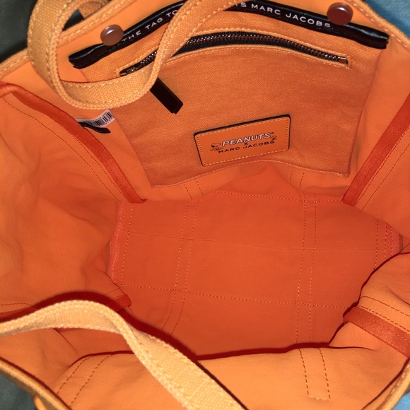 Marc Jacob peanuts tote - Picture 7 of 8